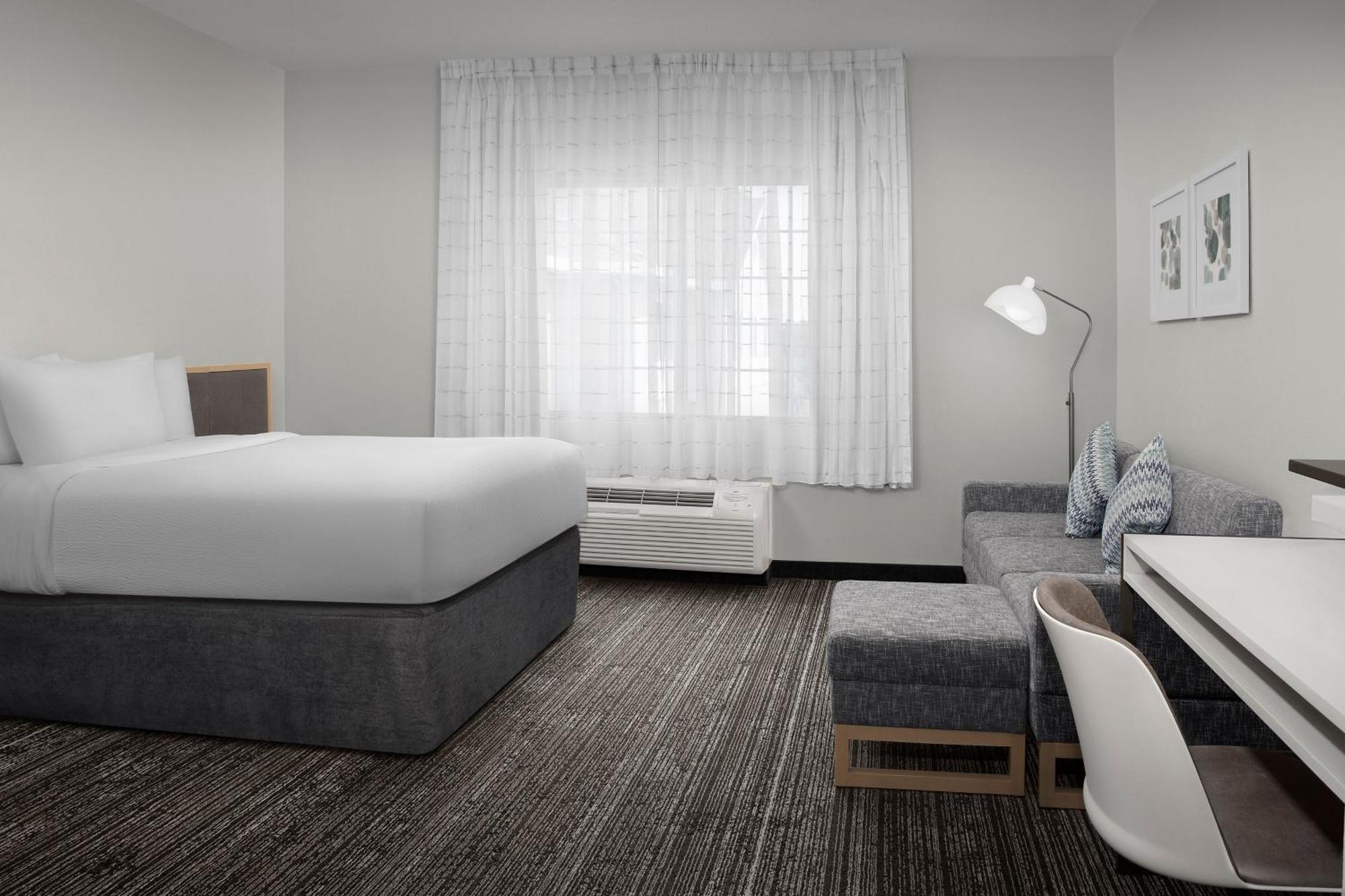 Towneplace Cal Expo Hotel